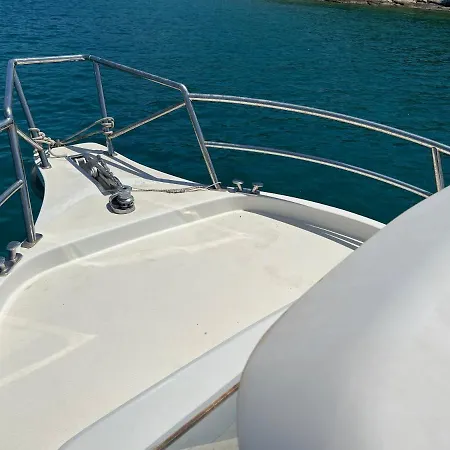Rent A Boat With Skipper